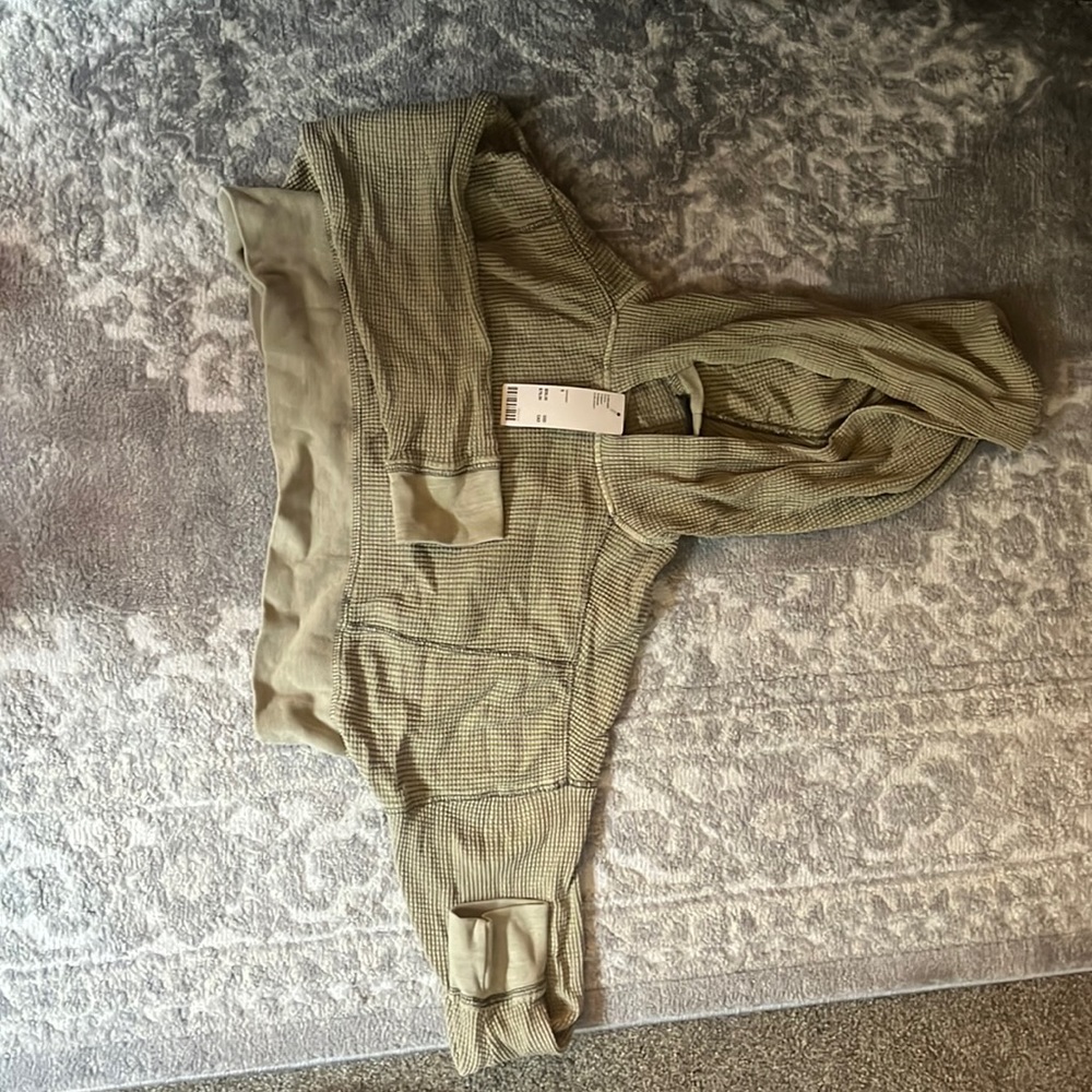 Urban outfitters cropped hoodie - never worn